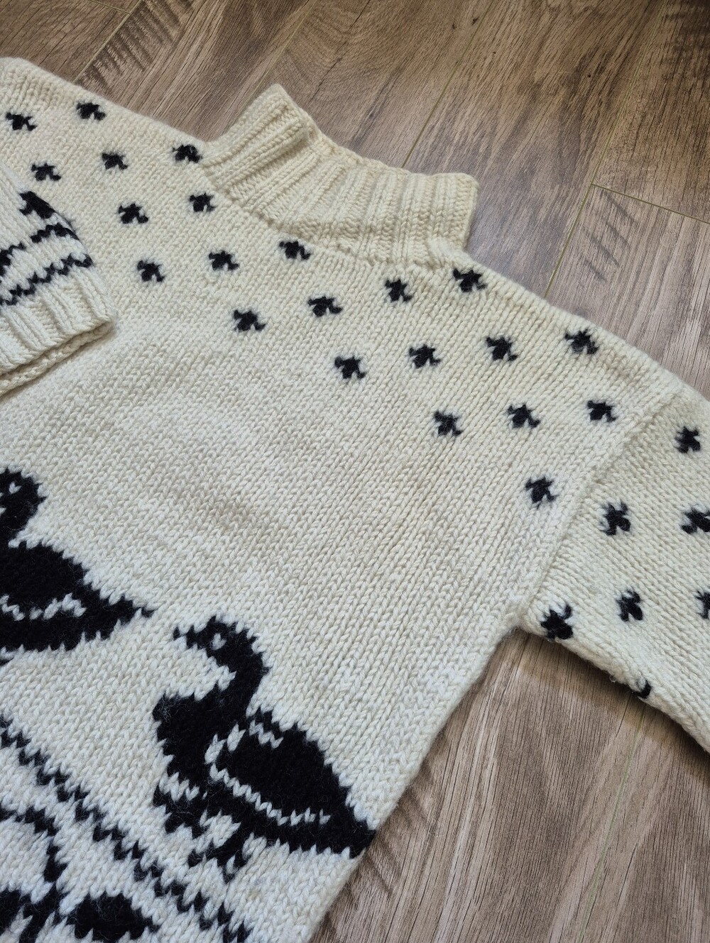 Cymbrion Women's Vintage Grandma Cream Wool Knit Duck Novelty Sweater Size Small - Picture 3 of 6